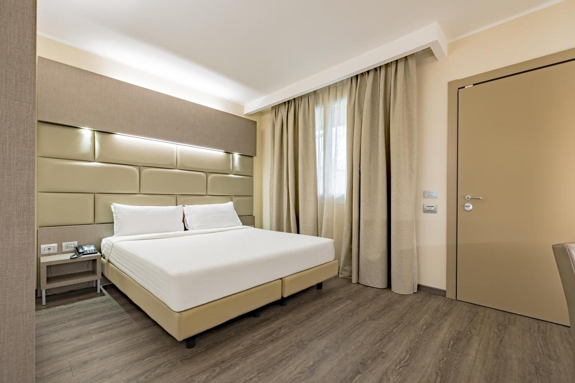 Just Hotel 4*