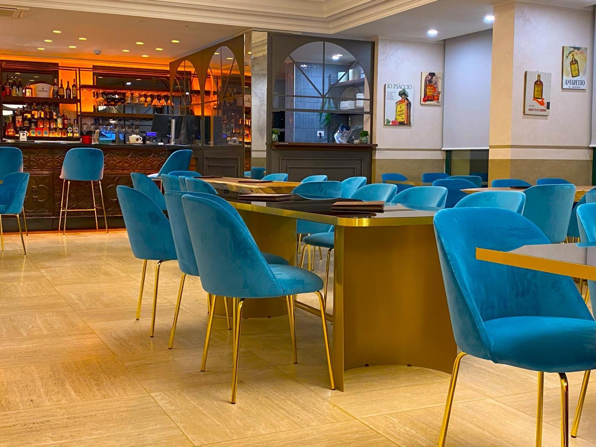 Hotel Just 4*