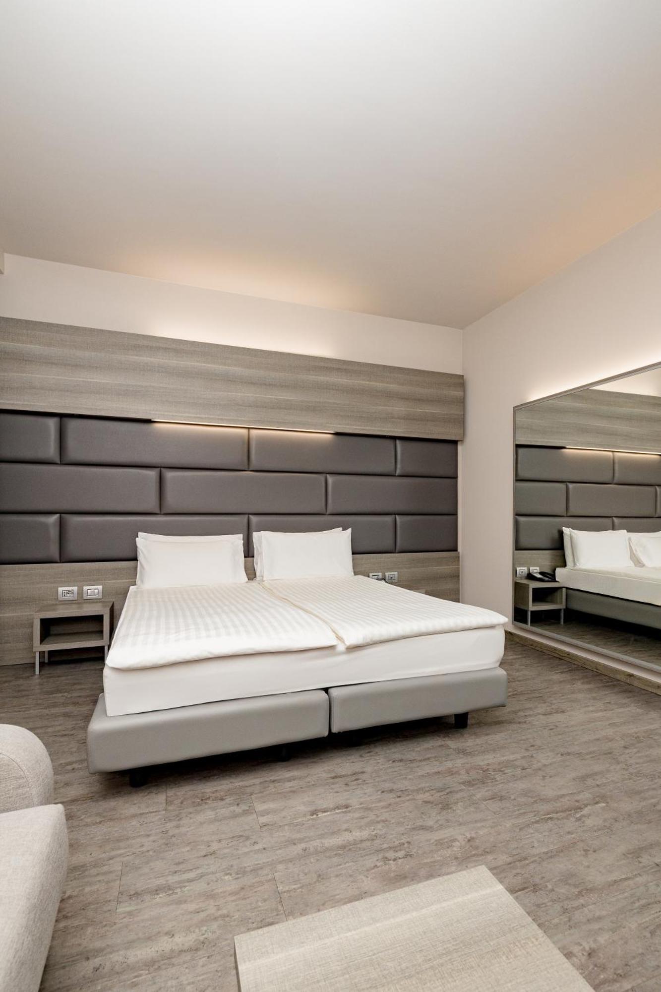 Hotel Just Saronno